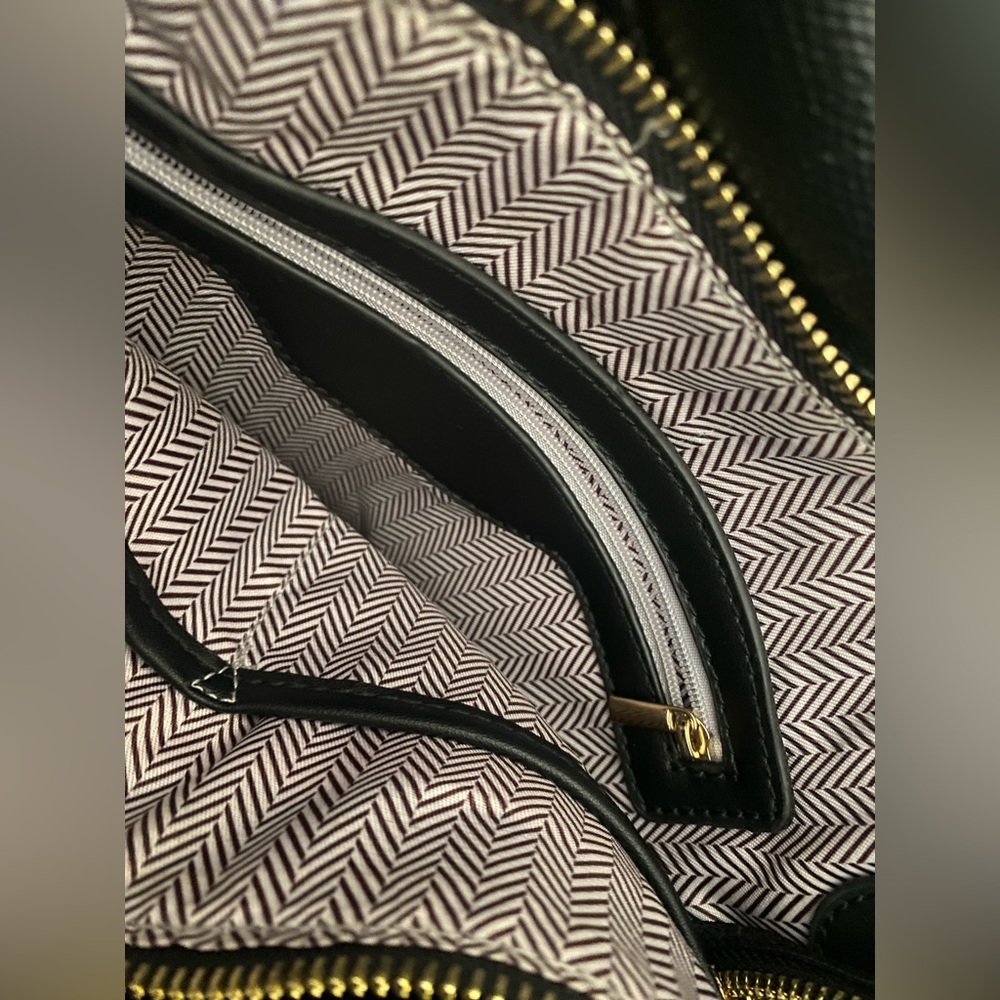 Mod Handbag - Picture 8 of 9